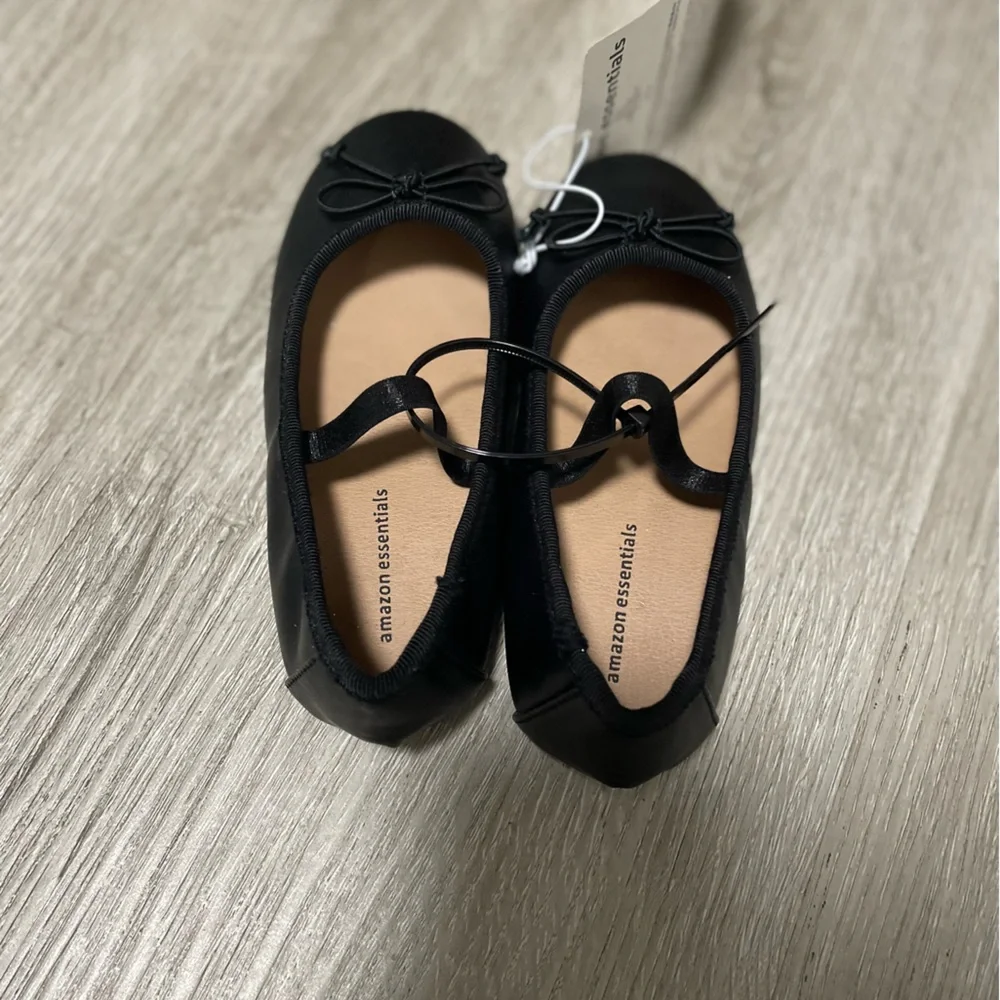 ***2/$15*** toddler girl’s  shoes